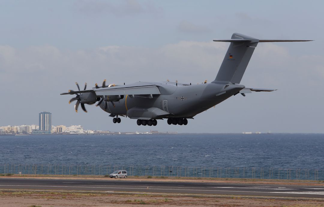 Uno de los aviones participantes en el ejercicio. Uno de los aviones participantes en el ejercicio.