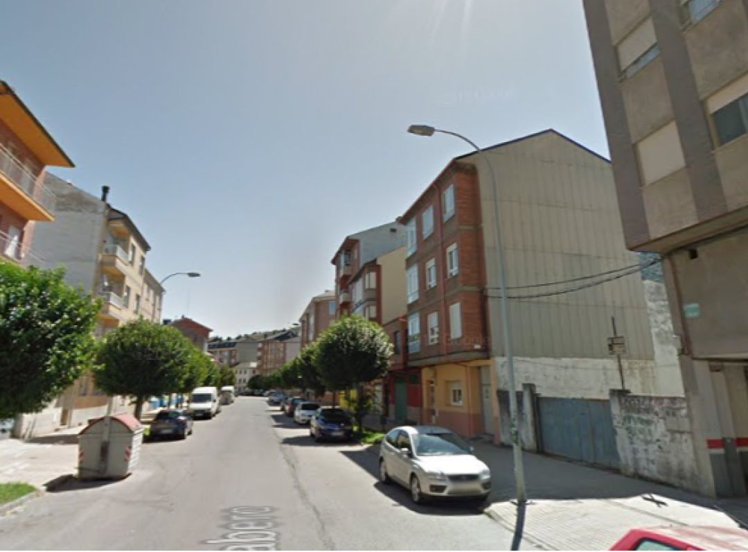 Avenida de Fabero, en Flores del Sil Avenida de Fabero, en Flores del Sil