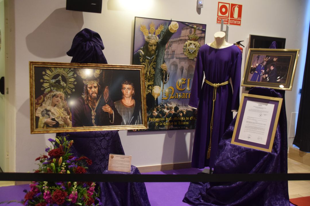 Exposición cofrade en Linares. Exposición cofrade en Linares.