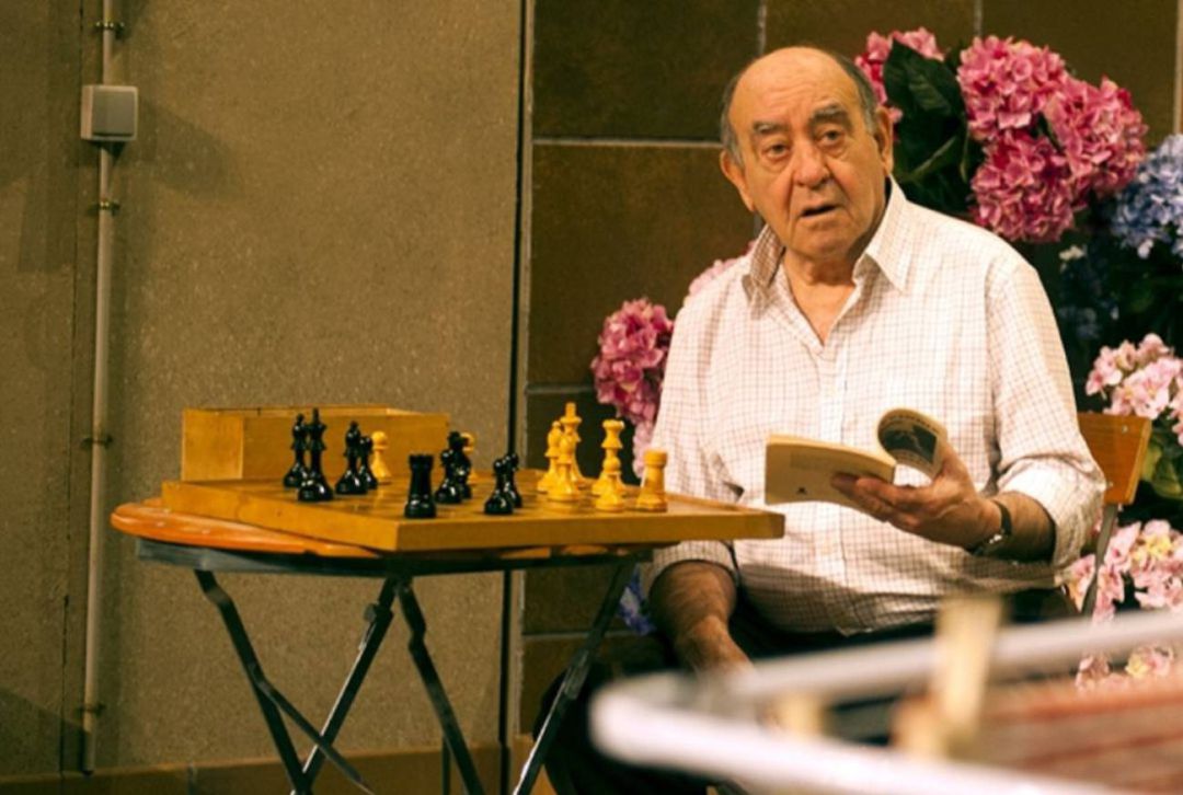 Pep Cortés rebrà un homenatge aquesta vesprada al Teatre Principal de València i el 9 d'abril serà a Alcoi. Pep Cortés rebrà un homenatge aquesta vesprada al Teatre Principal de València i el 9 d'abril serà a Alcoi.