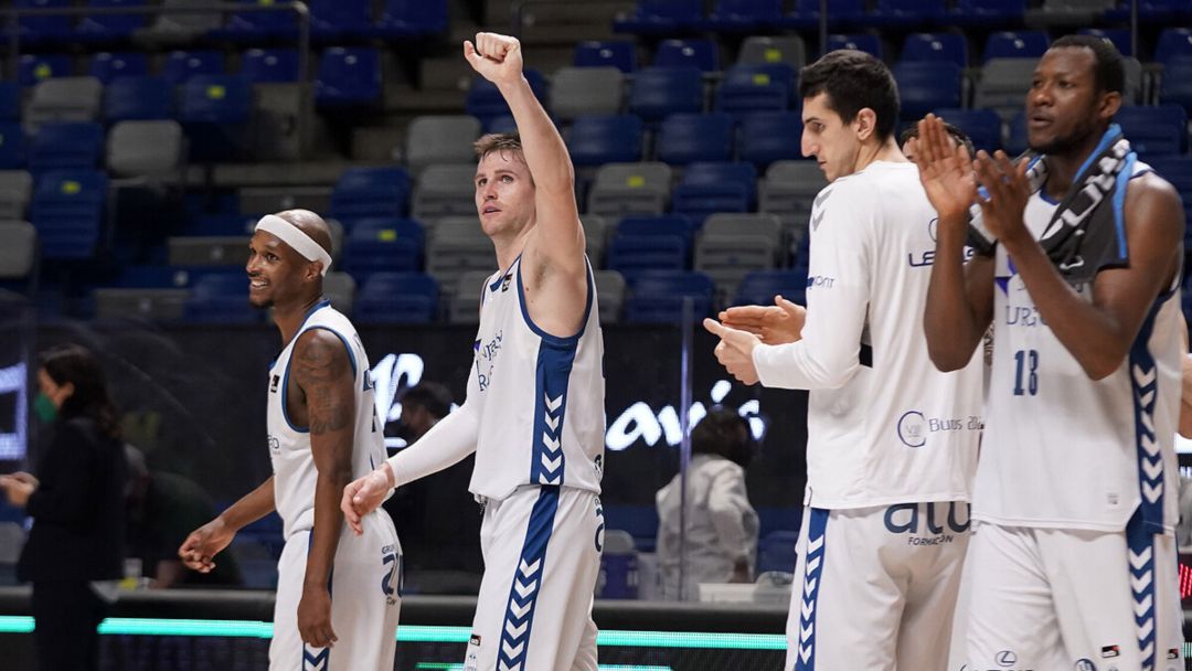 Triunfo del Hereda San Pablo en Málaga Triunfo del Hereda San Pablo en Málaga