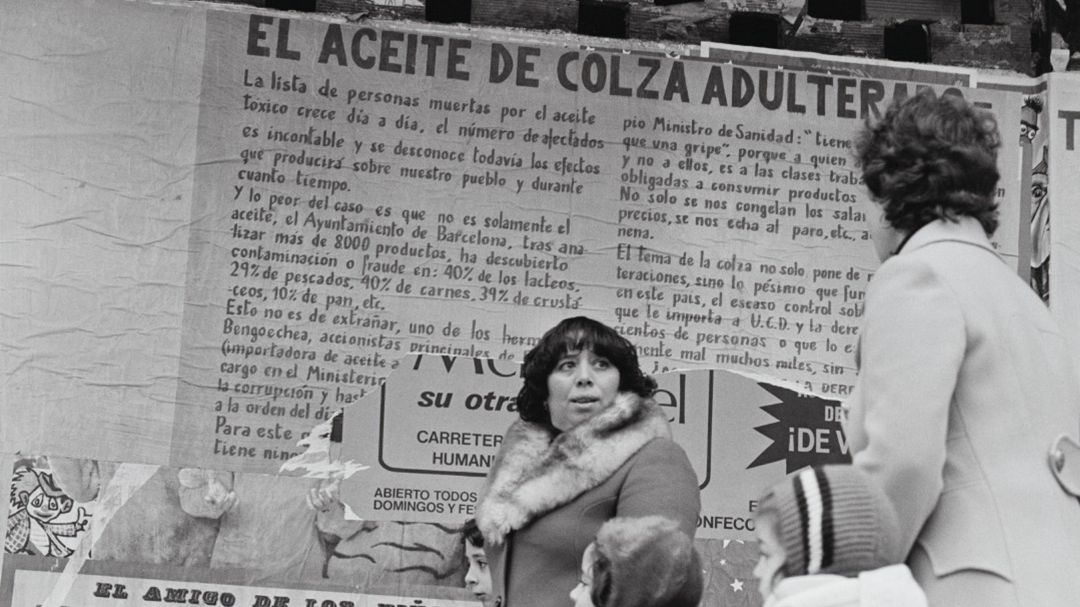 La intoxicación masiva con aceite de colza adulterado afectó a más de 20.000 personas en España La intoxicación masiva con aceite de colza adulterado afectó a más de 20.000 personas en España