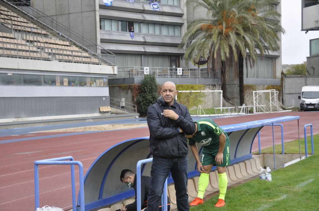 Paco Peña entrenador del CD Rota Paco Peña entrenador del CD Rota