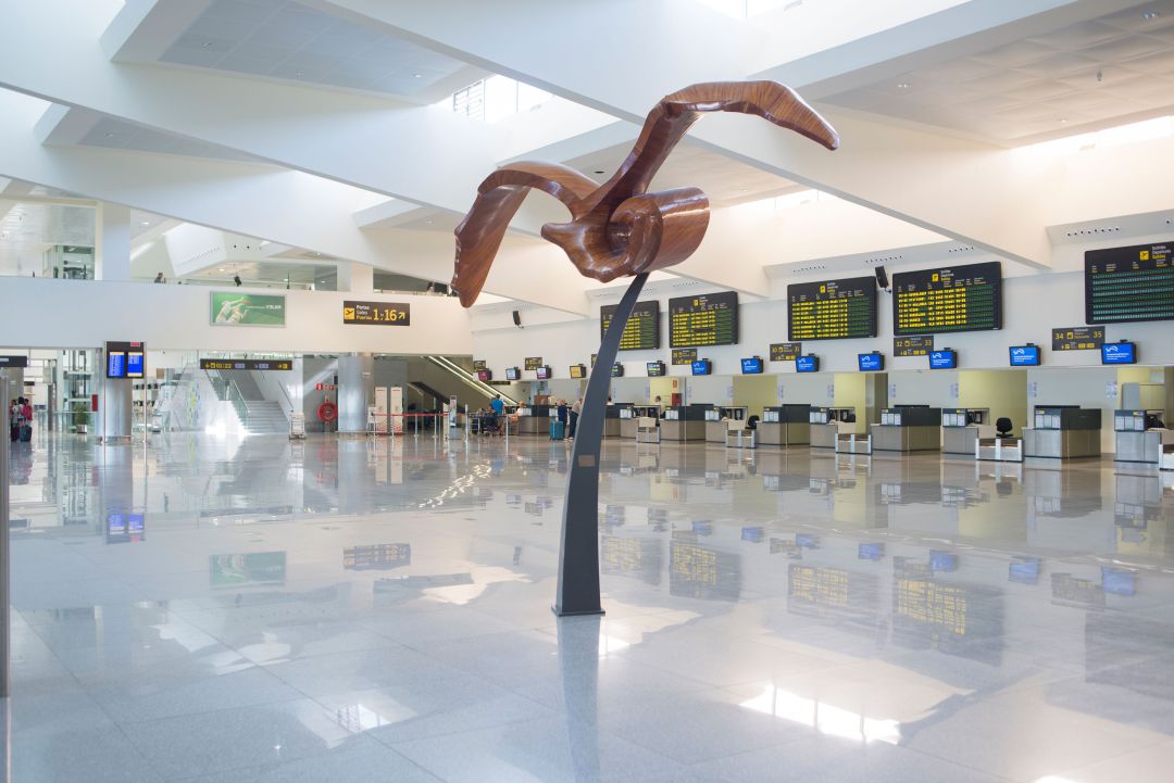 Aeroport de Menorca Aeroport de Menorca