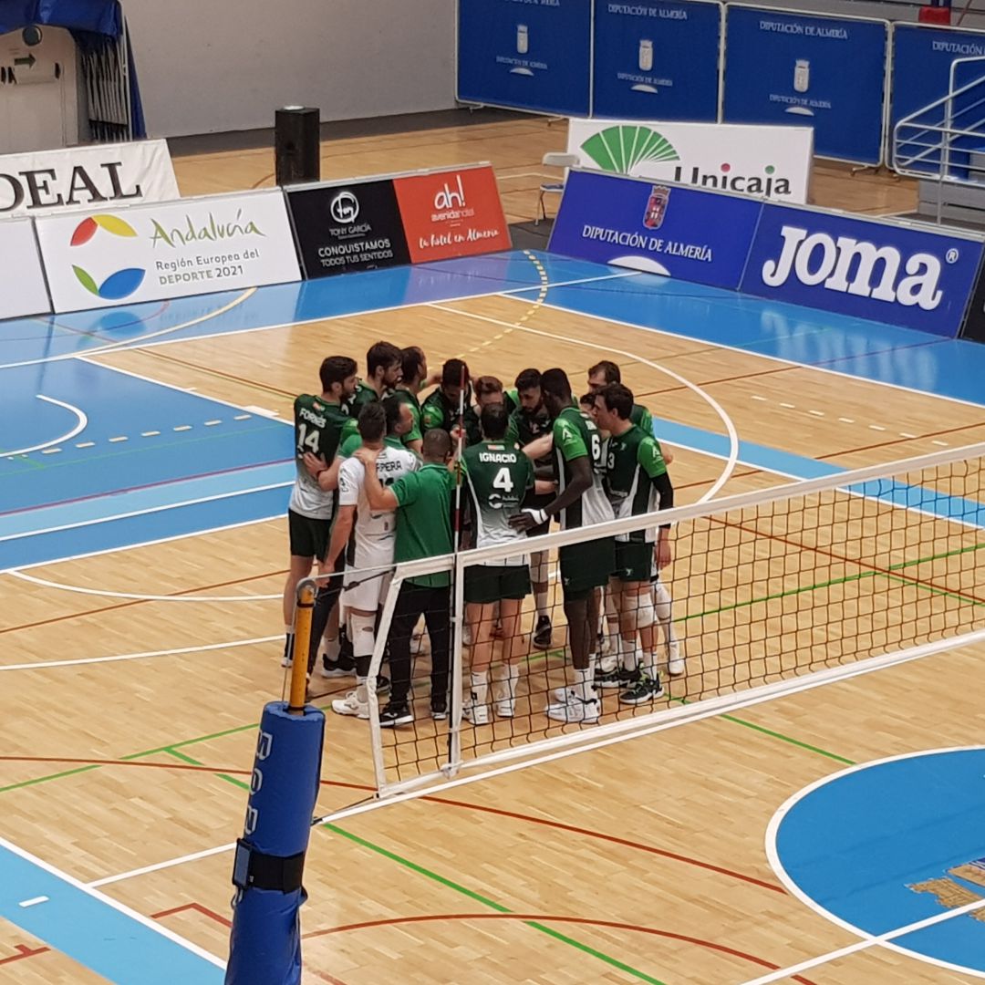 Celebración de Unicaja después de ganar a Río Duero Soria. Celebración de Unicaja después de ganar a Río Duero Soria.