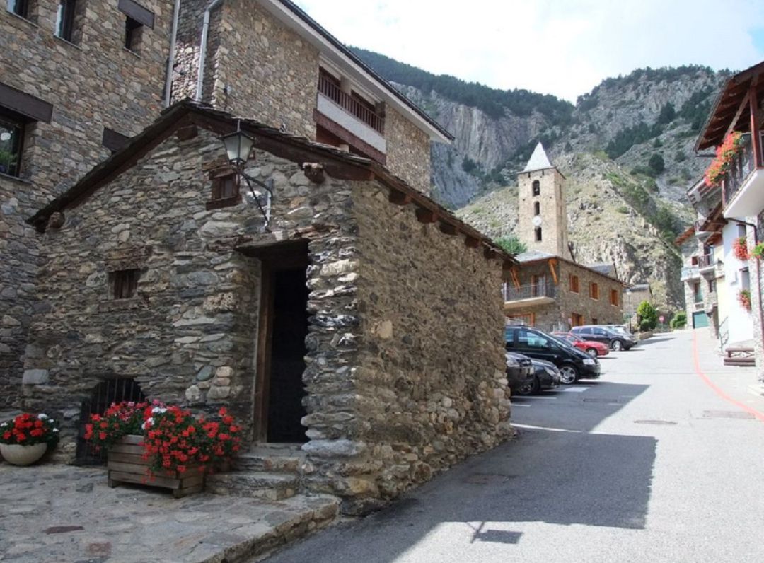 Imatge del poble de Canillo. Imatge del poble de Canillo.