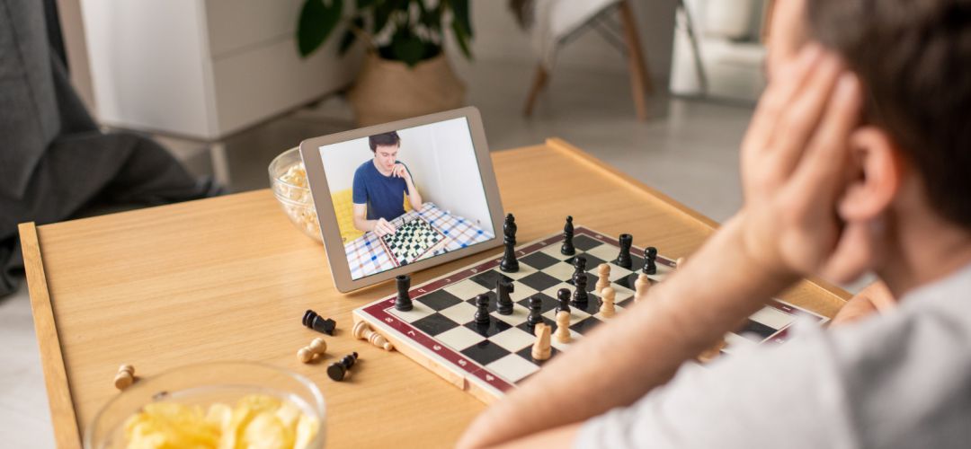 La oferta incluye talleres de manualidades, de baile, de realidad virtual y campeonatos de ajedrez La oferta incluye talleres de manualidades, de baile, de realidad virtual y campeonatos de ajedrez