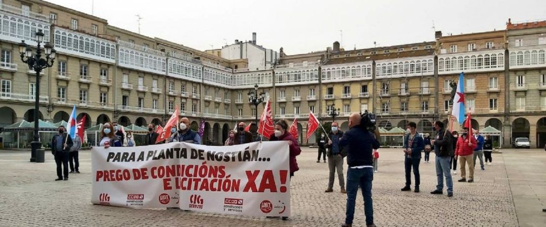 Concentración de los trabajadores de la planta de Nostián Concentración de los trabajadores de la planta de Nostián