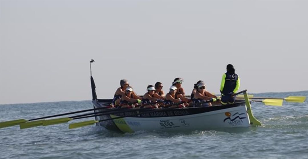 Veteranas del Club Rem Dénia en la regata de Valencia. Veteranas del Club Rem Dénia en la regata de Valencia.