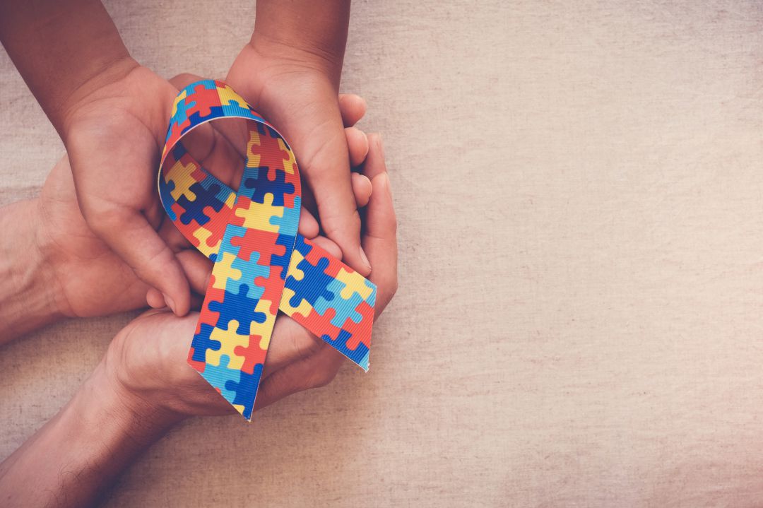 Las personas con autismo y sus familias reivindican medidas que garanticen el acceso a una educación y a un empleo de calidad en igualdad de oportunidades Las personas con autismo y sus familias reivindican medidas que garanticen el acceso a una educación y a un empleo de calidad en igualdad de oportunidades