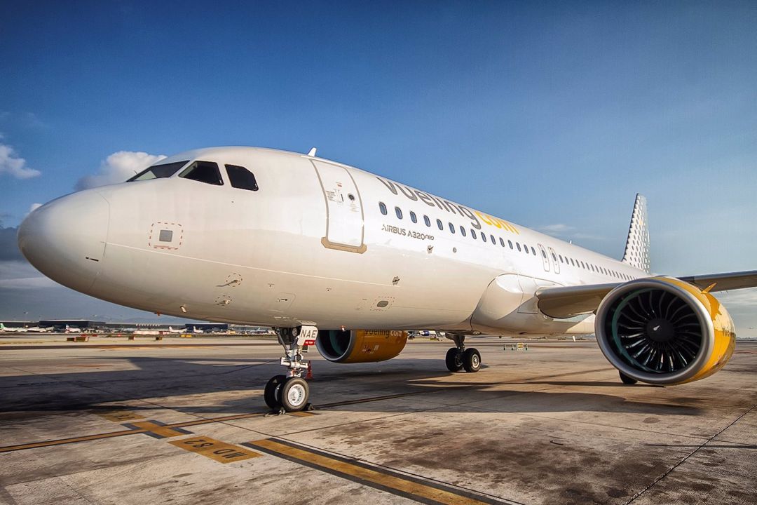 Imagen de archivo e un avión de Vueling Imagen de archivo e un avión de Vueling