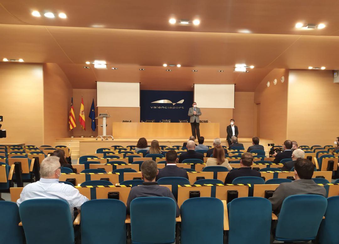 Este miércoles se ha reunido Marca Garantía para organizar los cambios en el tráfico por el bloqueo del canal de Suez Este miércoles se ha reunido Marca Garantía para organizar los cambios en el tráfico por el bloqueo del canal de Suez