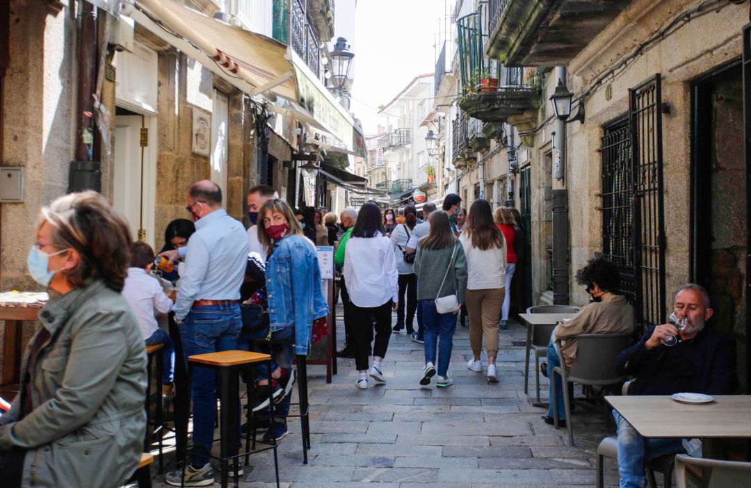 Una calle de Baiona, durante el fin de semana. Una calle de Baiona, durante el fin de semana.