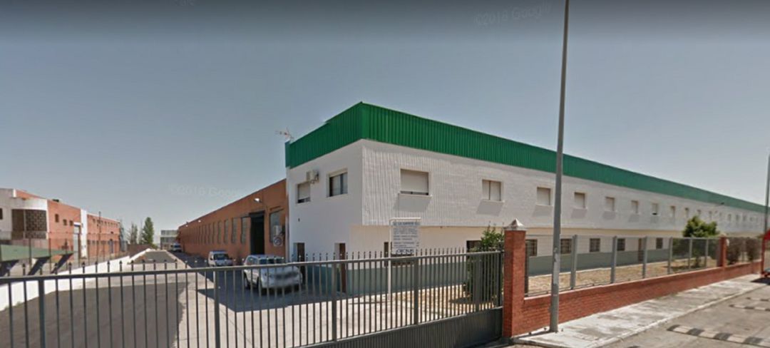 Las instalaciones de La Gaviota SL se encuentran en la M-405, en la carretera de Fuenlabrada. Las instalaciones de La Gaviota SL se encuentran en la M-405, en la carretera de Fuenlabrada.