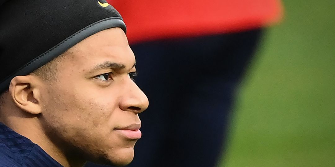 Mbappé, durante un entrenamiento con la selección francesa Mbappé, durante un entrenamiento con la selección francesa