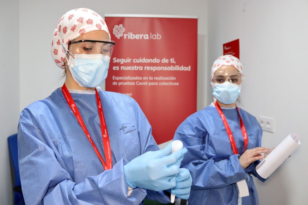 Profesionales del grupo Ribera del Hospital Vinalopó de Elche Profesionales del grupo Ribera del Hospital Vinalopó de Elche