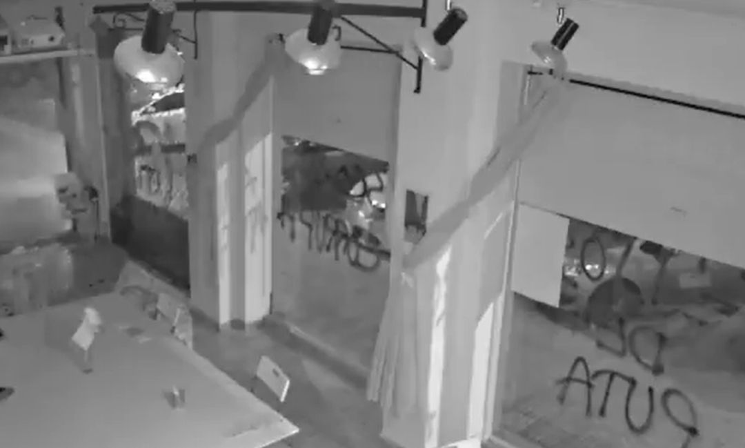 El ataque a la sede de Podemos en Cartagena. El ataque a la sede de Podemos en Cartagena.