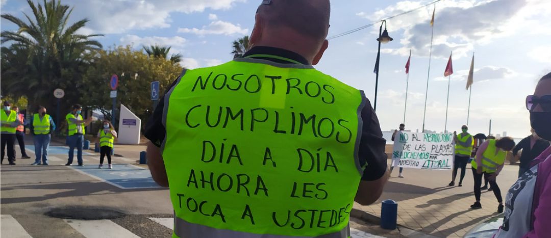 Protesta de empleados de limpieza del litoral Protesta de empleados de limpieza del litoral