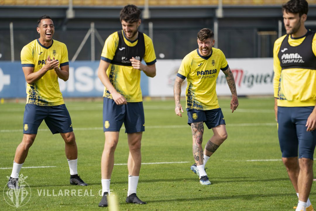 Imagen del entrenamiento previo al partido contra el Granada Imagen del entrenamiento previo al partido contra el Granada