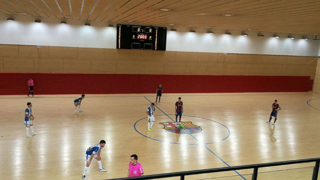 Momentos antes de iniciarse el partido Momentos antes de iniciarse el partido