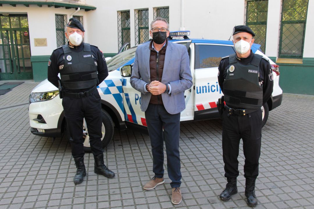 Presentación del nuevo vehículo de la policía local de Ponferrada Presentación del nuevo vehículo de la policía local de Ponferrada