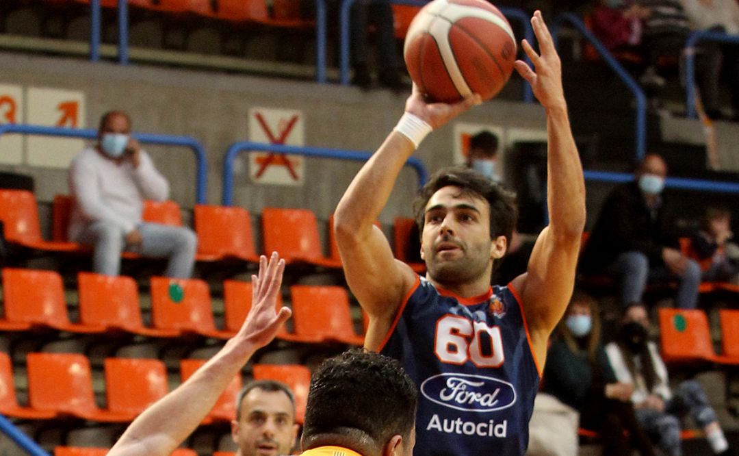 Ayoce Alonso frente a Força Lleida Ayoce Alonso frente a Força Lleida