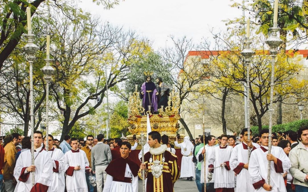Hermandad de la Clemencia por las calles del Polígono de San Benito Hermandad de la Clemencia por las calles del Polígono de San Benito