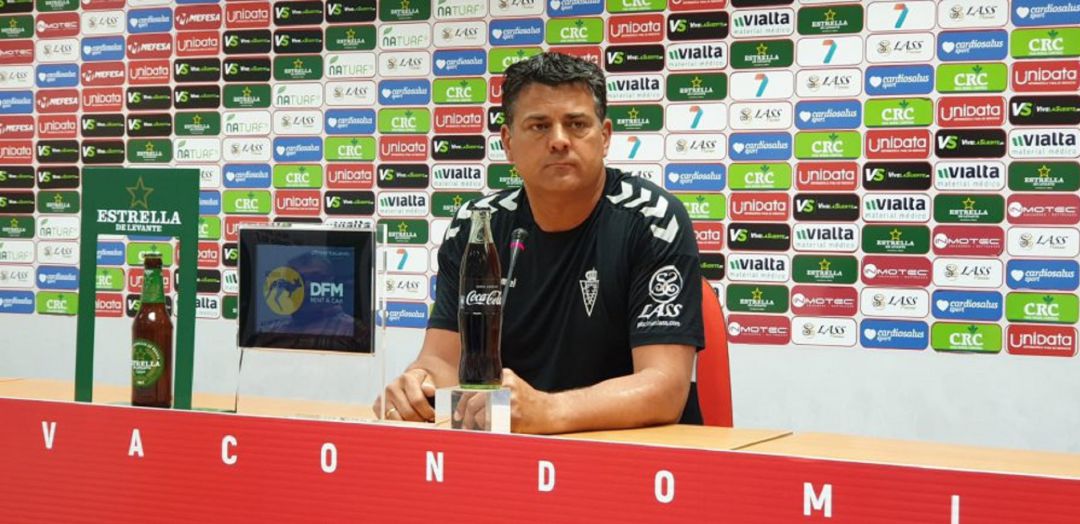 Julio Algar dimite como director deportivo del Real Murcia Julio Algar dimite como director deportivo del Real Murcia