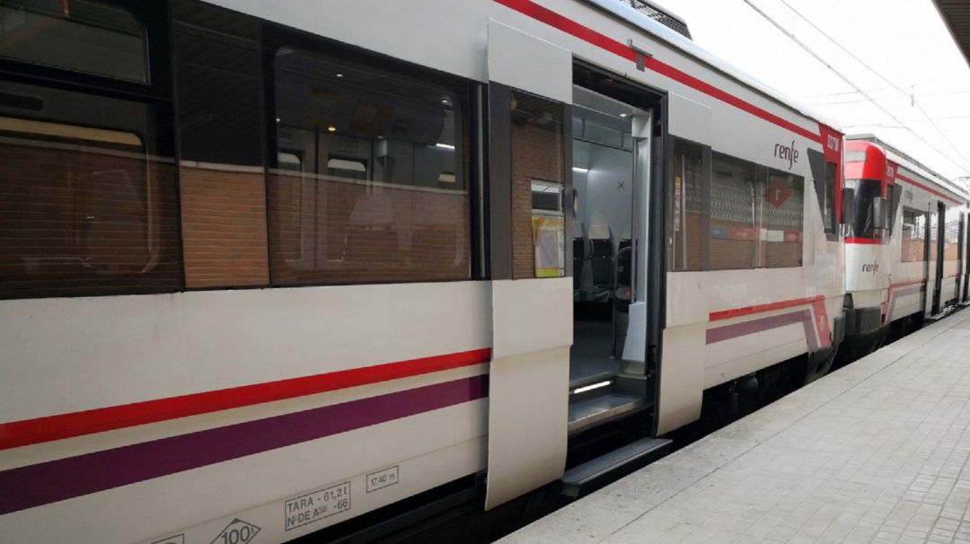 Archivo- Tren de cercanías Renfe Archivo- Tren de cercanías Renfe
