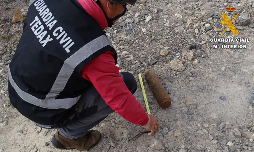 Bomba de aviación encontrada en Campoo de Enmedio Bomba de aviación encontrada en Campoo de Enmedio