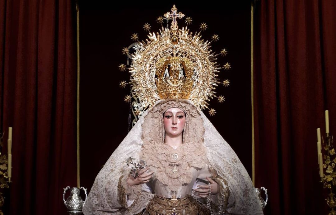 Imagen de Nuestra Señora de la Soledad Coronada de Gerena Imagen de Nuestra Señora de la Soledad Coronada de Gerena