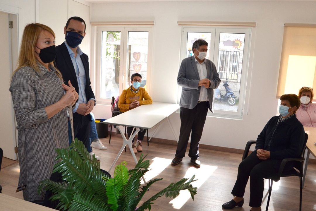 Visita al centro de AFAGA en Salceda de Caselas Visita al centro de AFAGA en Salceda de Caselas