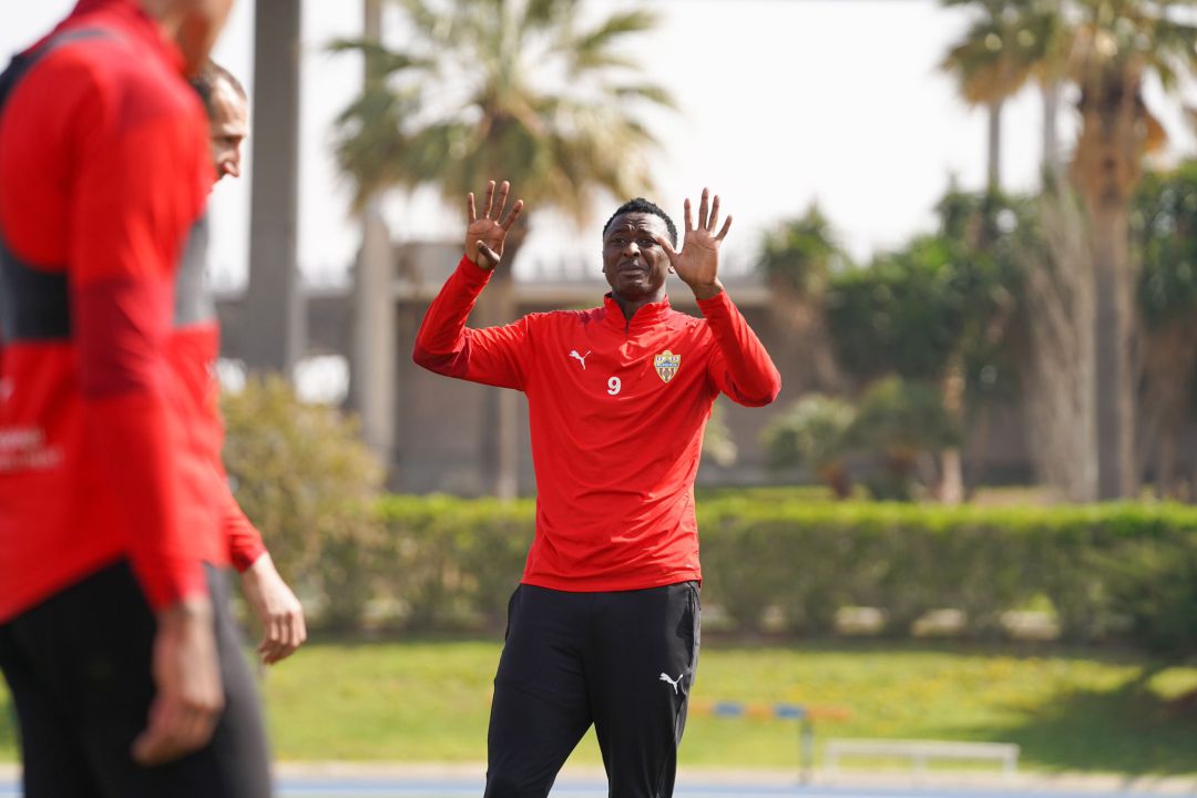 Umar Sadiq. Umar Sadiq.