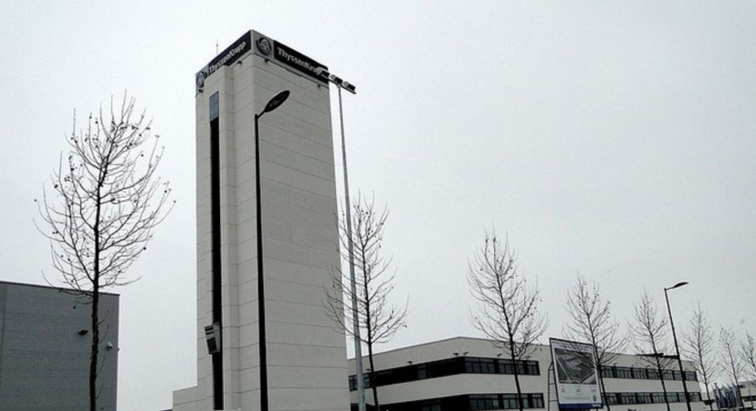 Fachada de la planta de Móstoles Fachada de la planta de Móstoles