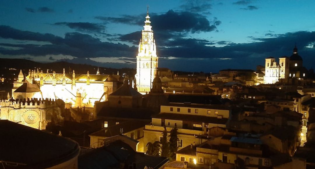 Imagen nocturna de Toledo Imagen nocturna de Toledo
