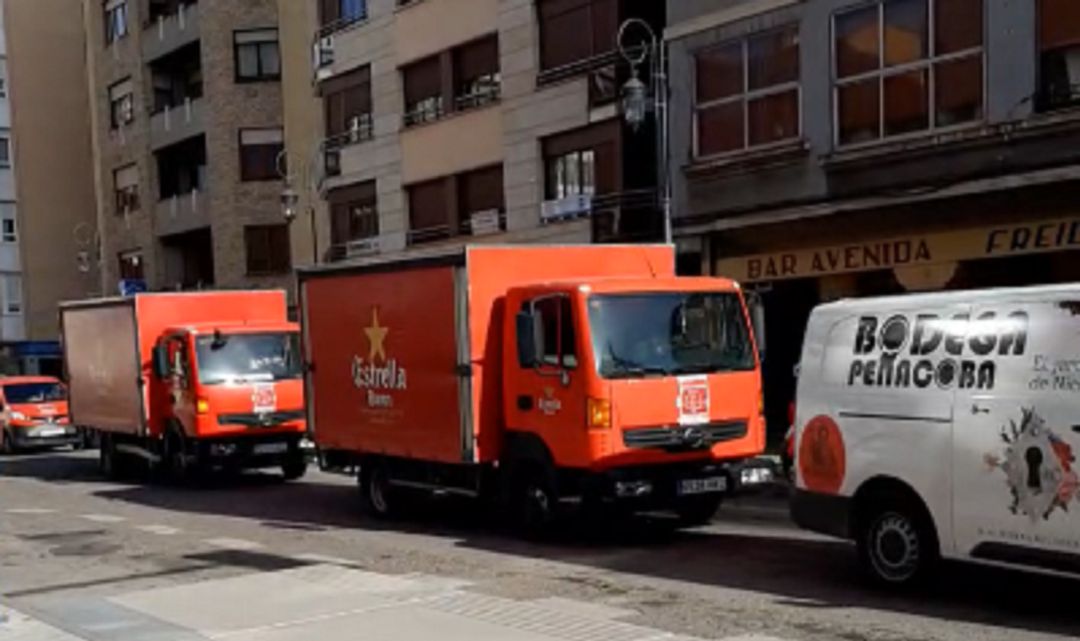 El sector Servicios es el que mejor ha responido este último mes en cuanto a empleo El sector Servicios es el que mejor ha responido este último mes en cuanto a empleo