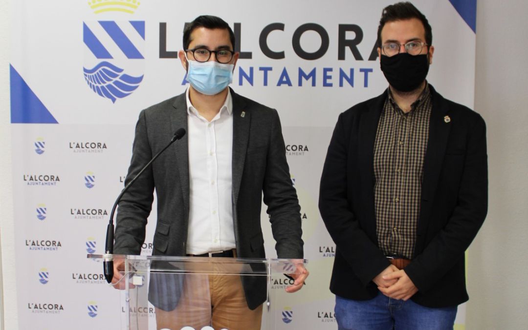 El alcalde de l'Alcora, Samuel Falomir, y el concejal Robert Tena El alcalde de l'Alcora, Samuel Falomir, y el concejal Robert Tena