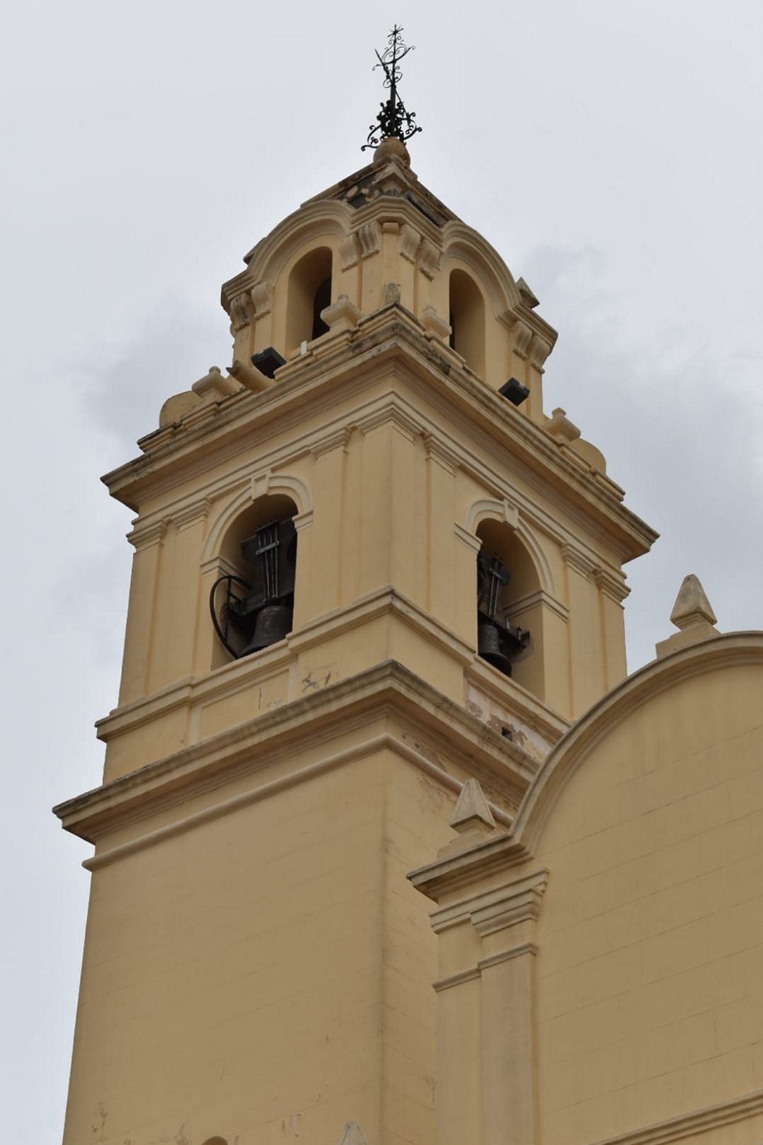 Campanario de la iglesia del Real de Gandia Campanario de la iglesia del Real de Gandia