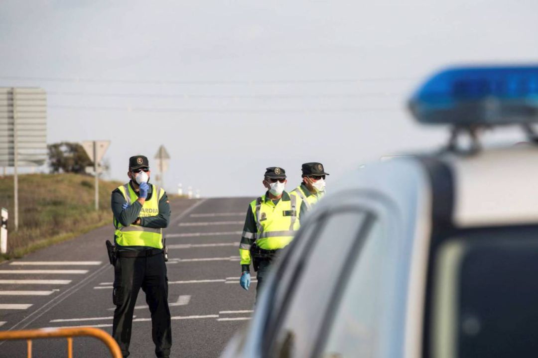 Control Guardia Civil. Control Guardia Civil.