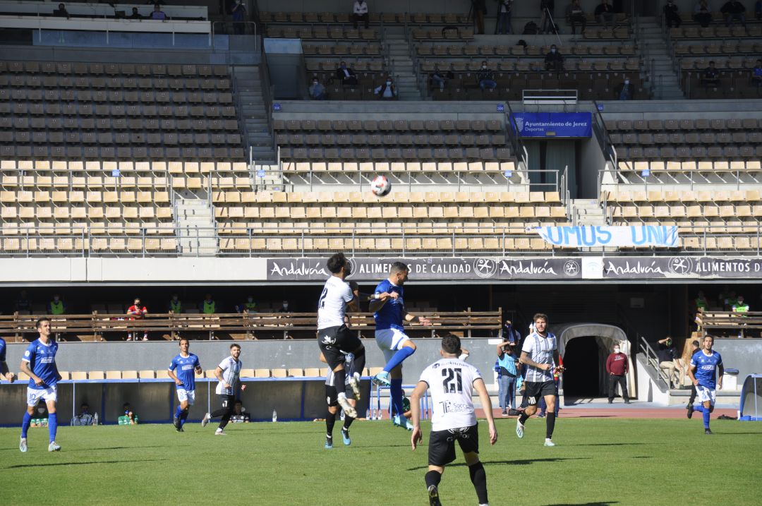 Imagen del partido entre el Xerez DFC y Xerez CD en Chapín Imagen del partido entre el Xerez DFC y Xerez CD en Chapín