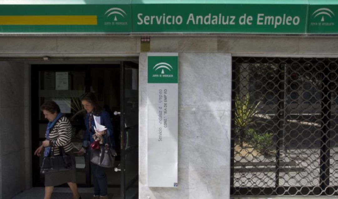 Imagen de archivo de una oficina del Servicio Andaluz de Empleo. Imagen de archivo de una oficina del Servicio Andaluz de Empleo.