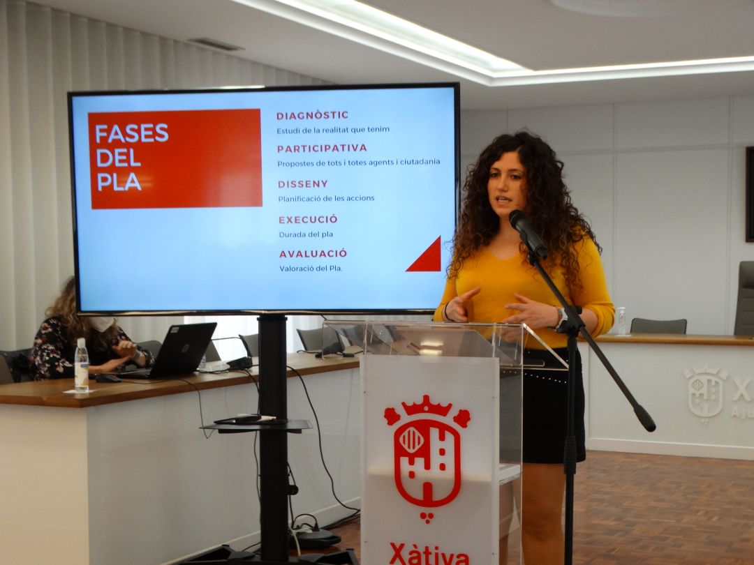 Lena Baraza, concejala de la mujer Lena Baraza, concejala de la mujer