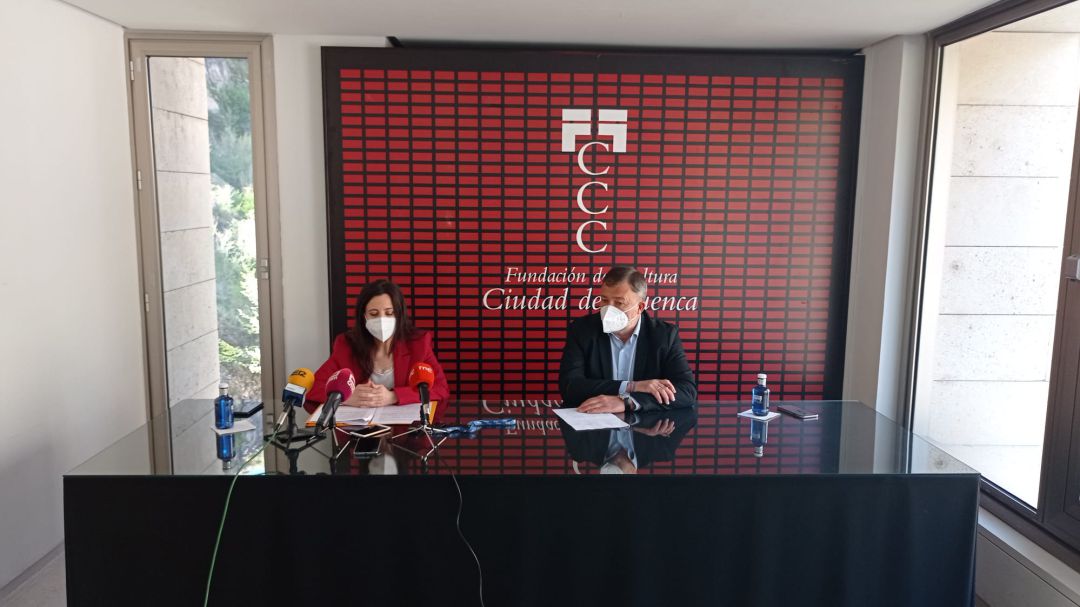 La directora del Auditorio, Nelia Valverde, y el alcalde de Cuenca Darío Dolz La directora del Auditorio, Nelia Valverde, y el alcalde de Cuenca Darío Dolz