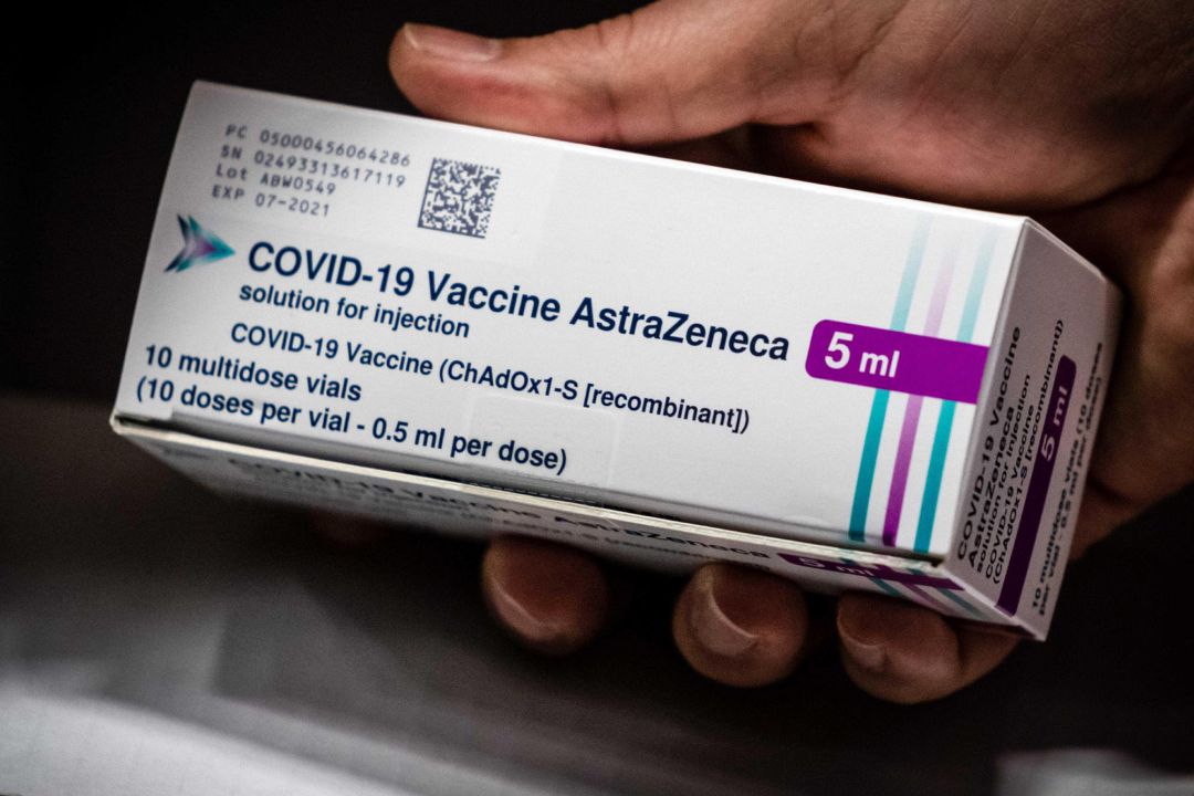 Vacuna de AstraZeneca. Vacuna de AstraZeneca.