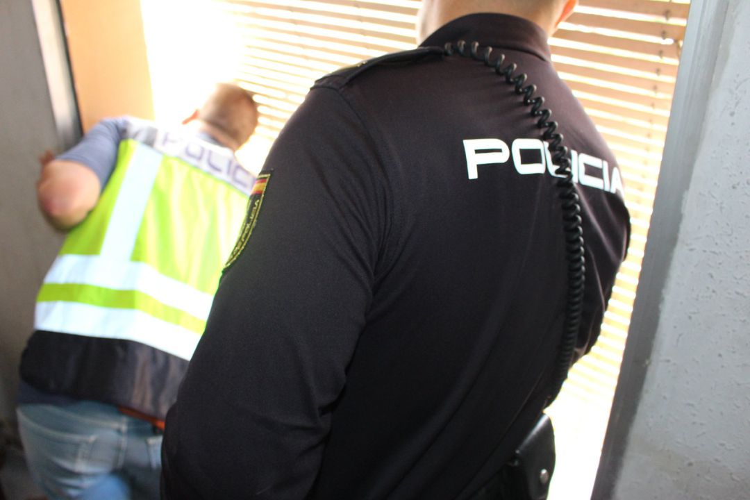 Policía. Policía.