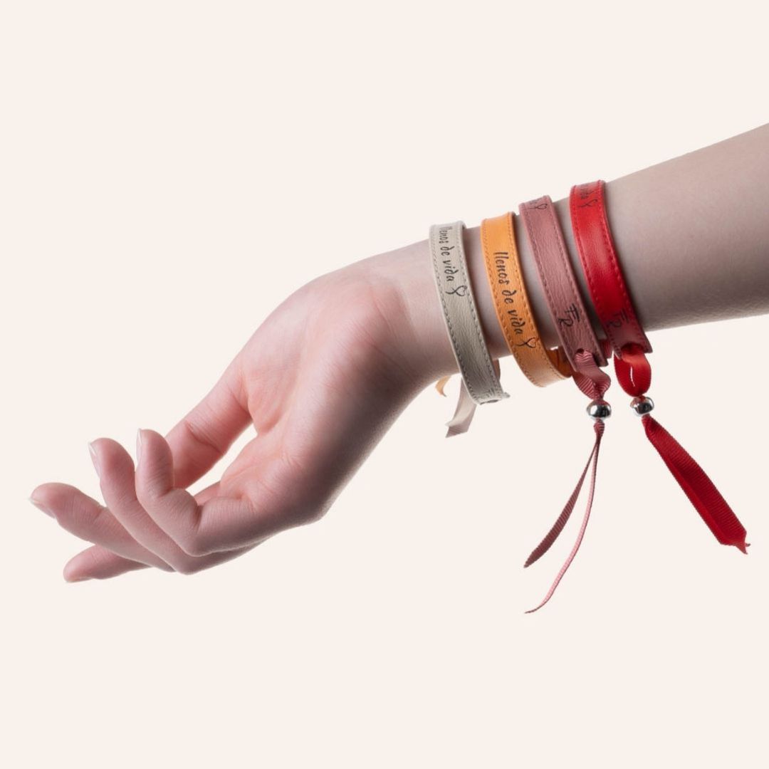 Pulseras solidarias Pulseras solidarias