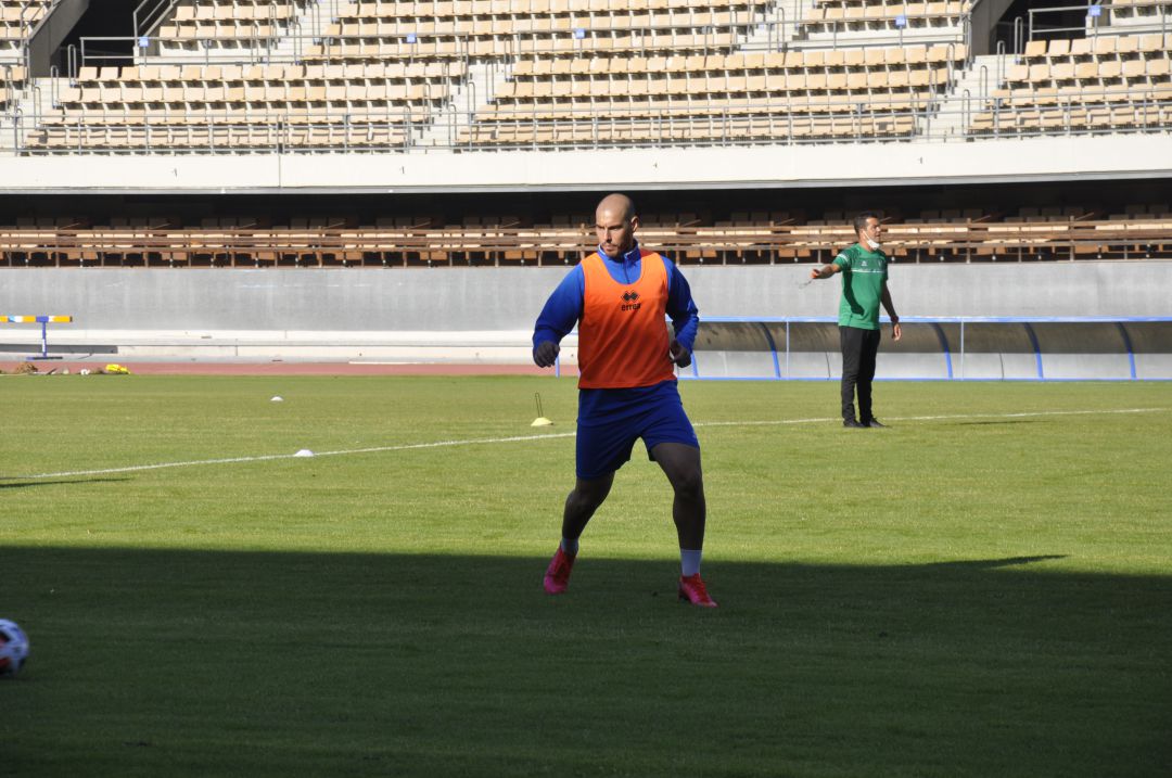 Antonio Sánchez durante un entrenamiento en Chapín Antonio Sánchez durante un entrenamiento en Chapín