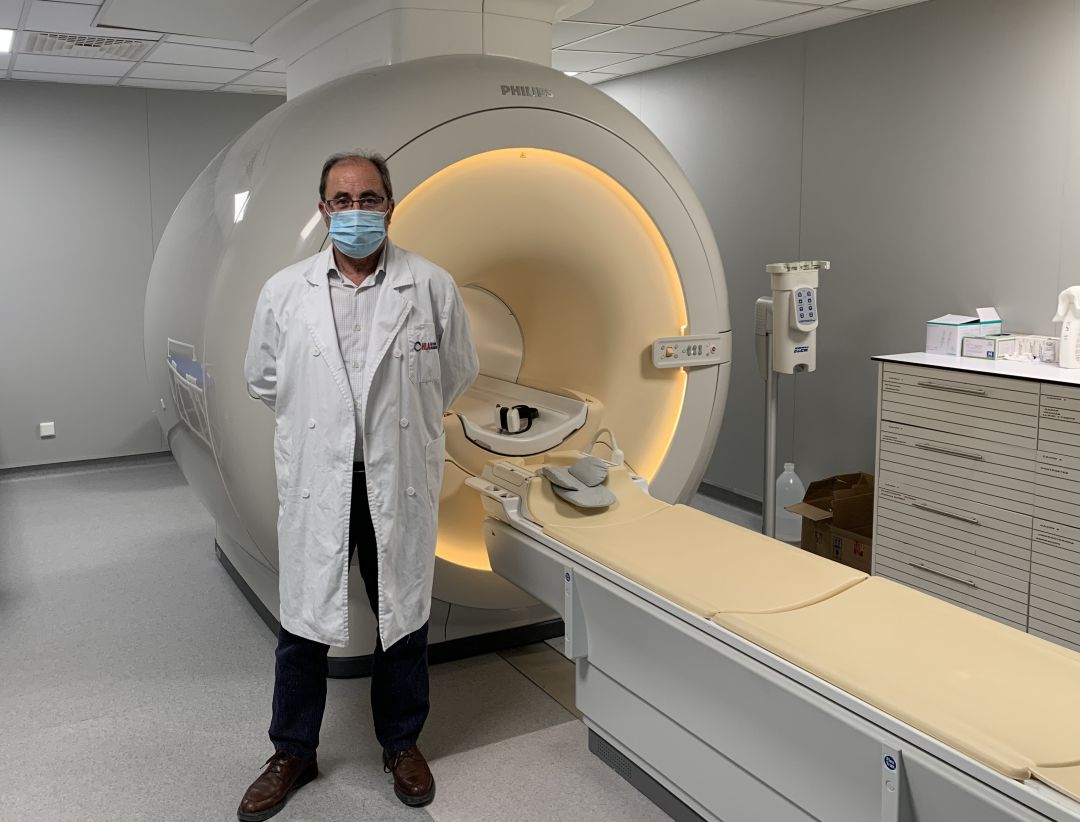 Dr. José Guirao, jefe de servicio de Radiología de HLA La Vega Dr. José Guirao, jefe de servicio de Radiología de HLA La Vega