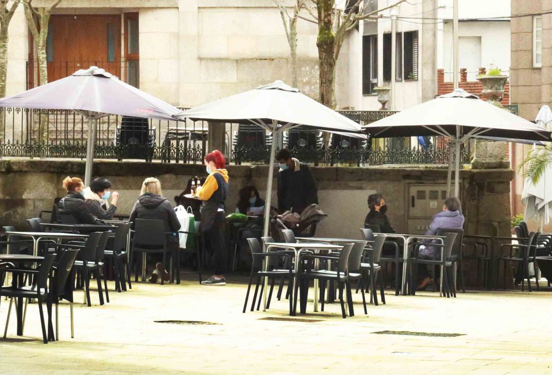 Terraza dun local de hostalería. Terraza dun local de hostalería.