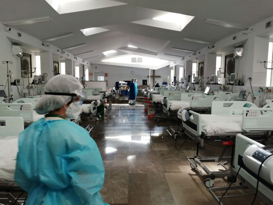 La UCI para pacientes-covid acondicionada en la capilla del hospital Virgen de las Nieves de Granada ha reabierto para la cuarta ola de la pandemia La UCI para pacientes-covid acondicionada en la capilla del hospital Virgen de las Nieves de Granada ha reabierto para la cuarta ola de la pandemia